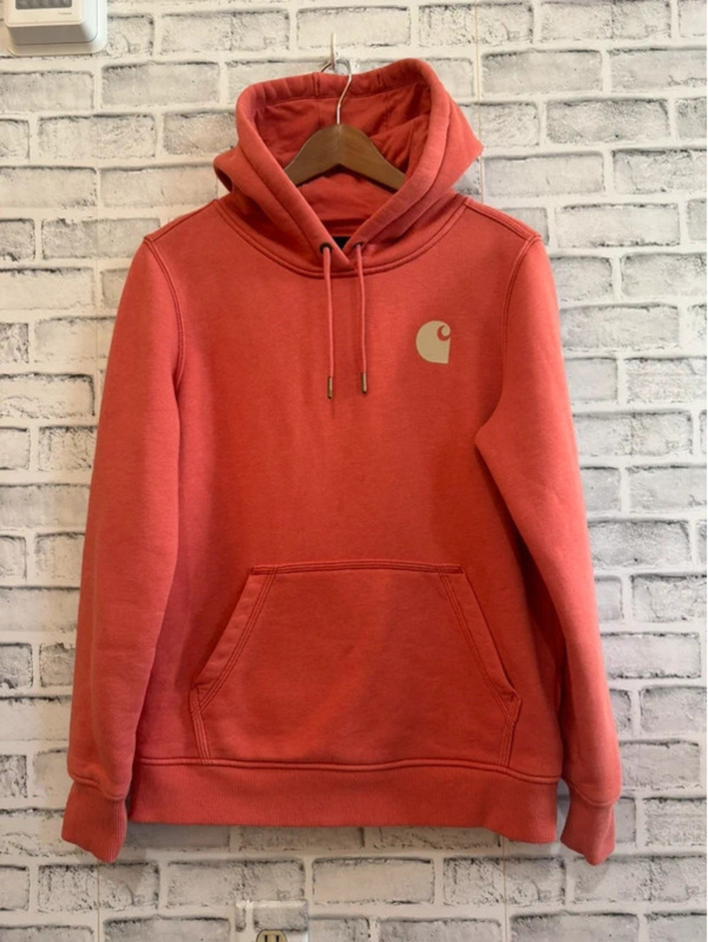 Women’s Carhartt coral color heavyweight hoodie sweatshirt Small